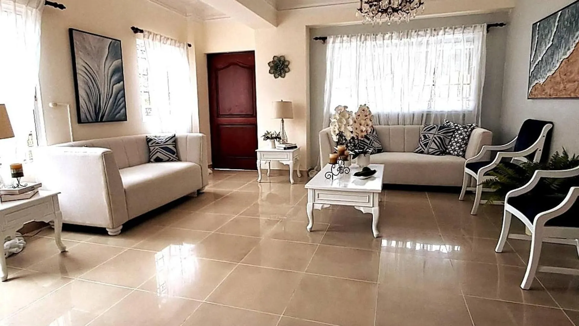 Goistay Descubre El Encanto Unico De Republica Dominicana En Nuestro Espacioso Los Prados 0*,  Dominican Republic